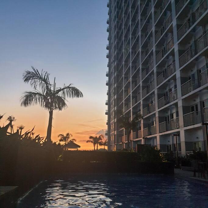 Smdc Coast Residences Lovely Fully-Furnished 1 Bedroom Condo With Pool มะนิลา ภายนอก รูปภาพ